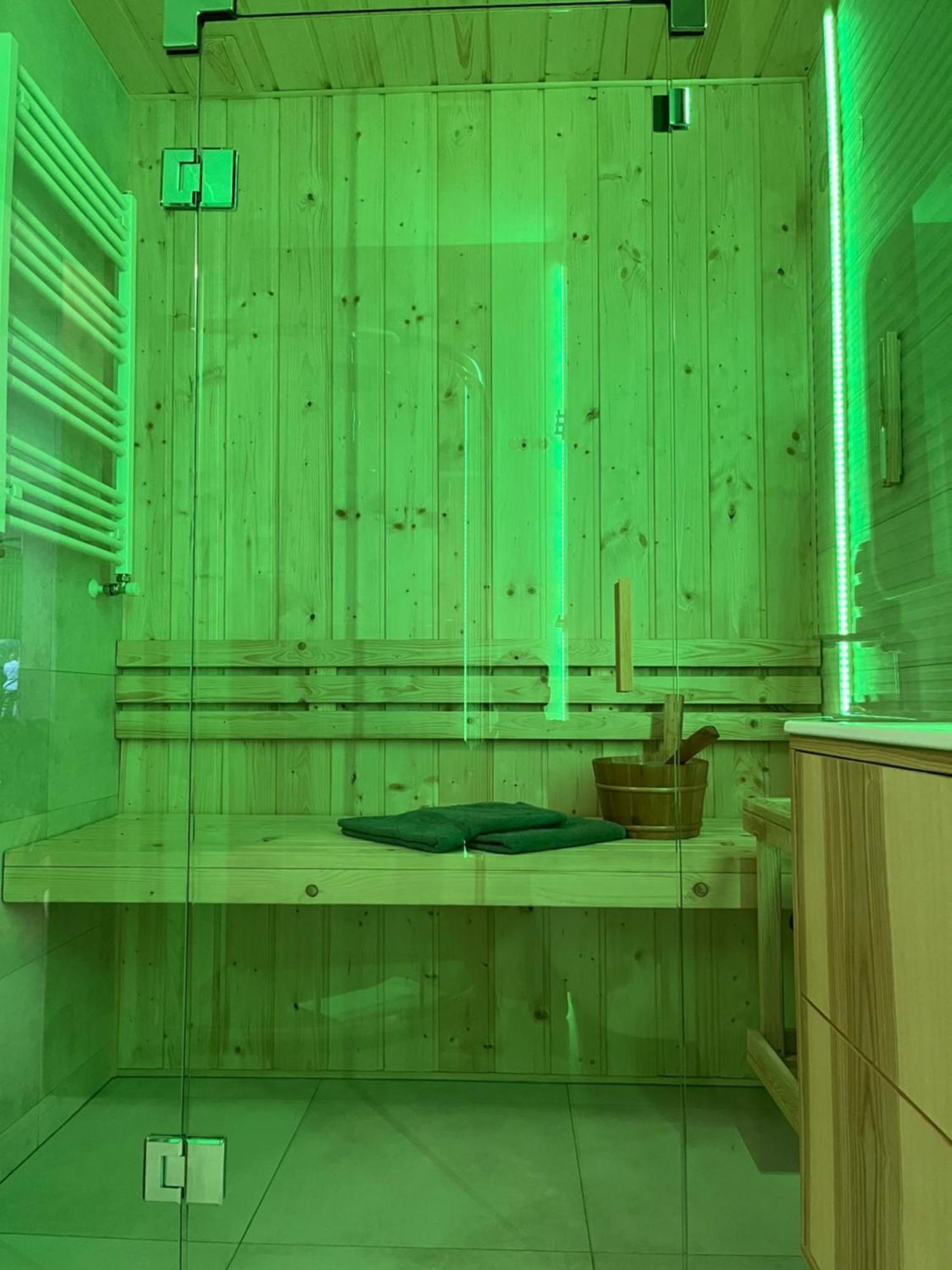 Jesionowe Apartamenty Nad Odra, Stare Miasto, Sauna W Jednym, Klimatyzacja , Garaz Podziemny 0 Zl, Odra River , Old Town, New Building, Air Conditioning, Sauna-One, Underground Garage Free Breslávia Exterior foto