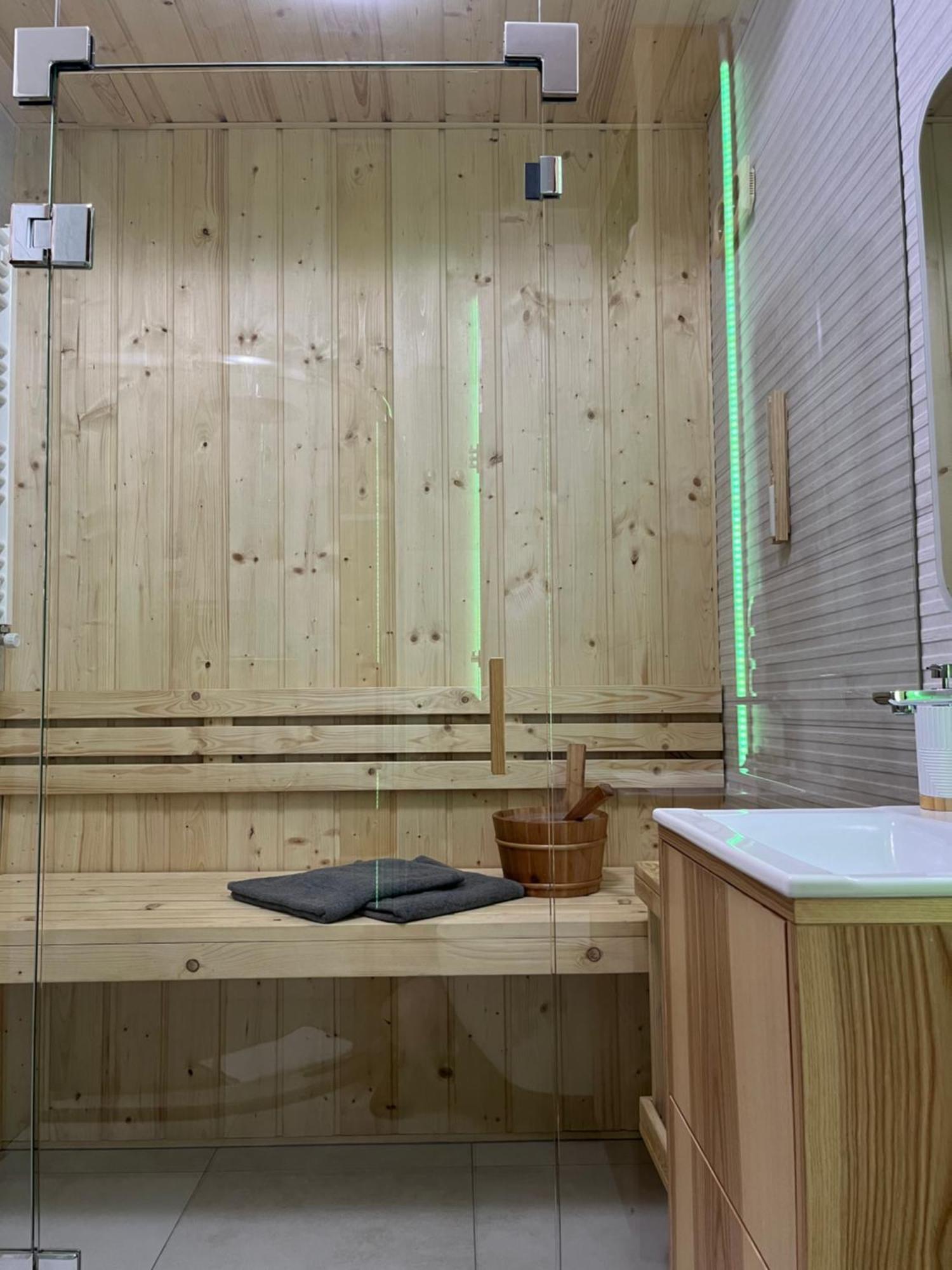Jesionowe Apartamenty Nad Odra, Stare Miasto, Sauna W Jednym, Klimatyzacja , Garaz Podziemny 0 Zl, Odra River , Old Town, New Building, Air Conditioning, Sauna-One, Underground Garage Free Breslávia Exterior foto